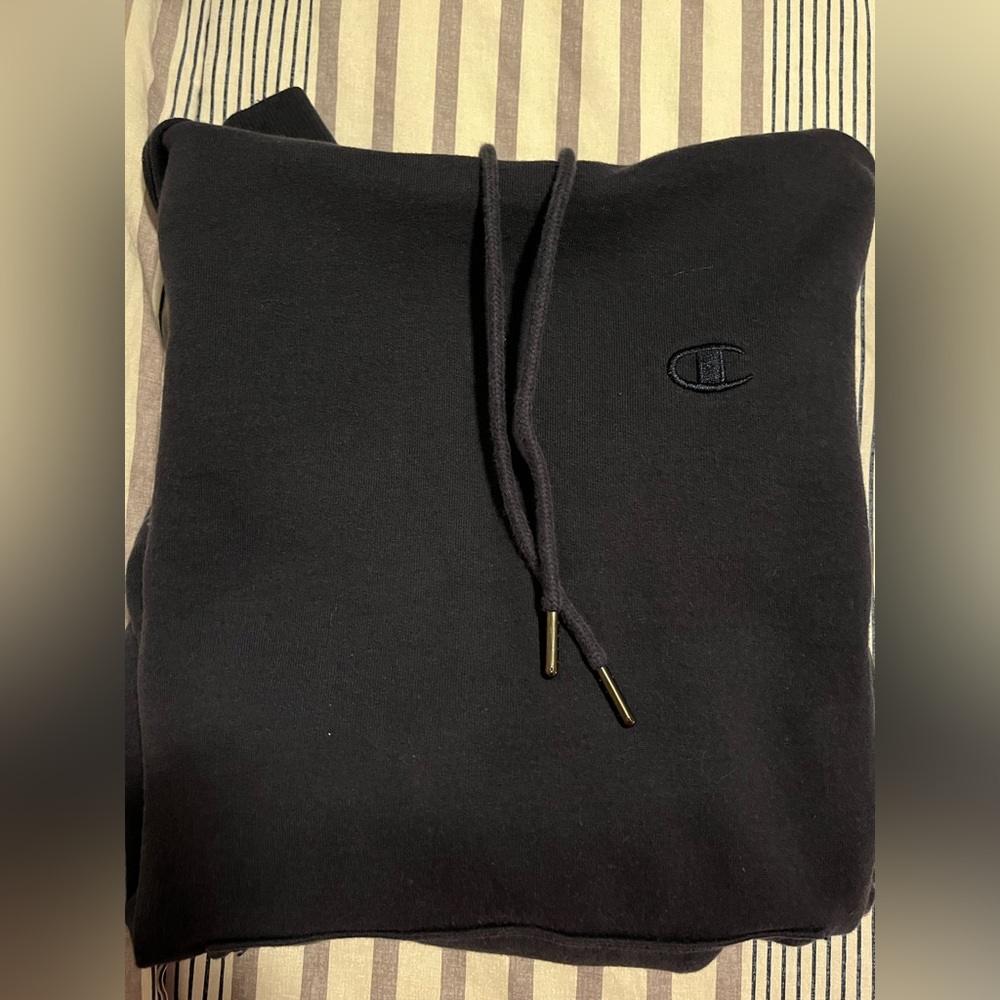 Champion men’s hoodie